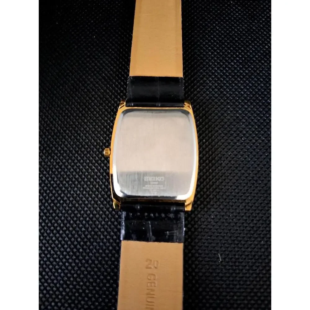 Men's Vintage Seiko Barrel/Tonneau Leather Tank RARE